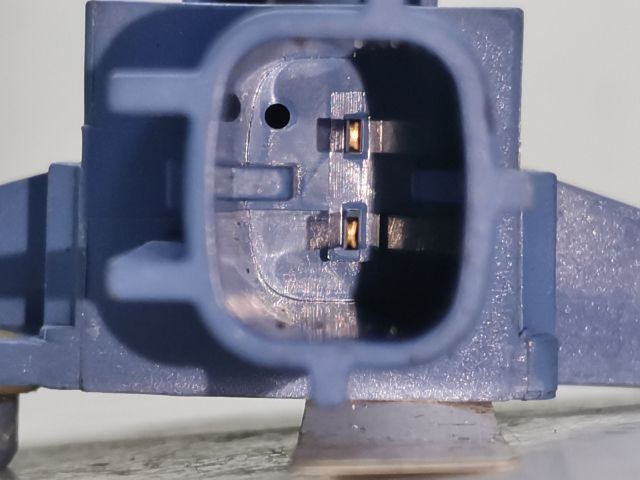 bontott VW GOLF V Bal első Oldal Ütközés Érzékelő