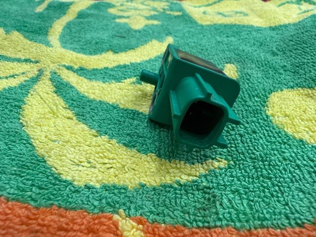 bontott VW GOLF V Bal első Oldal Ütközés Érzékelő