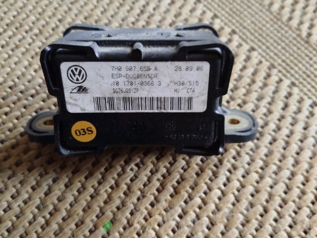 bontott VW GOLF V Bal első Oldal Ütközés Érzékelő