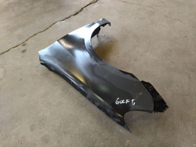 bontott VW GOLF V Bal első Sárvédő