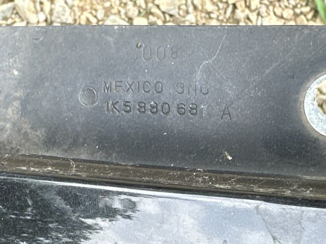 bontott VW GOLF V Bal első Sárvédő