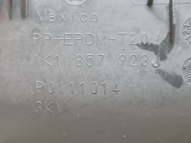 bontott VW GOLF V Bal első Tároló Rekesz