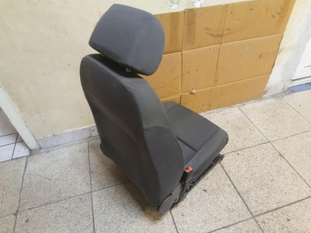 bontott VW GOLF V Bal első Ülés