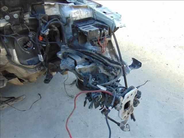 bontott VW GOLF V Bal első Ütközéscsillapító