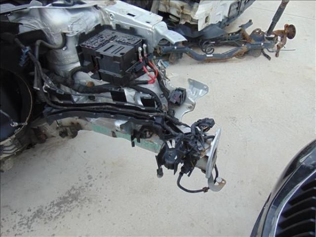 bontott VW GOLF V Bal első Ütközéscsillapító