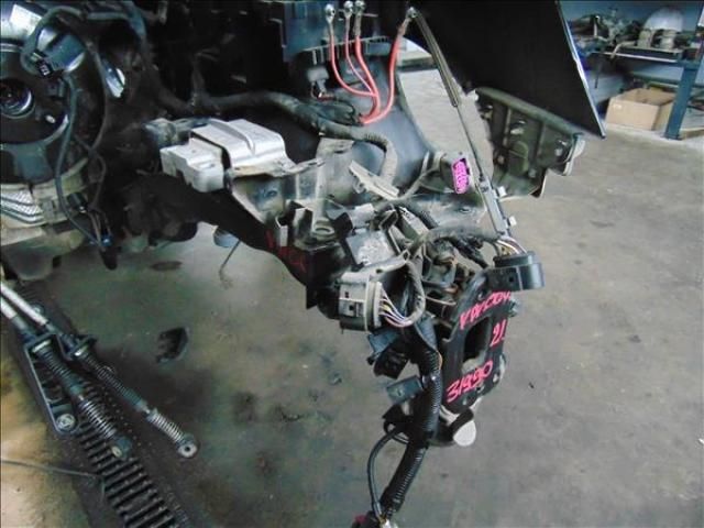 bontott VW GOLF V Bal első Ütközéscsillapító