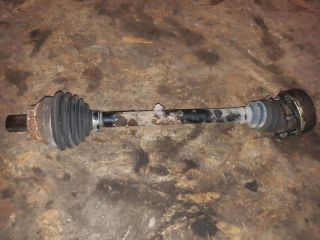 bontott VW GOLF V Bal Féltengely