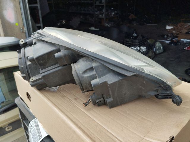 bontott VW GOLF V Bal Fényszóró