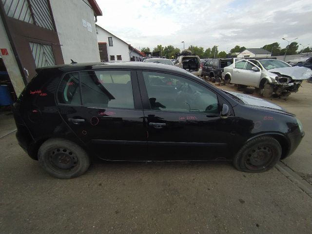 bontott VW GOLF V Bal Fényszóró