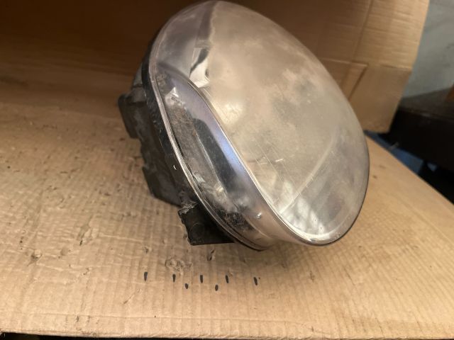 bontott VW GOLF V Bal Fényszóró