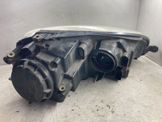 bontott VW GOLF V Bal Fényszóró