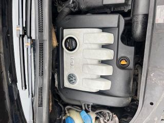 bontott VW GOLF V Bal Fényszóró