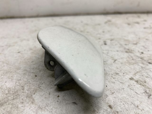 bontott VW GOLF V Bal Fényszórómosó Fedél