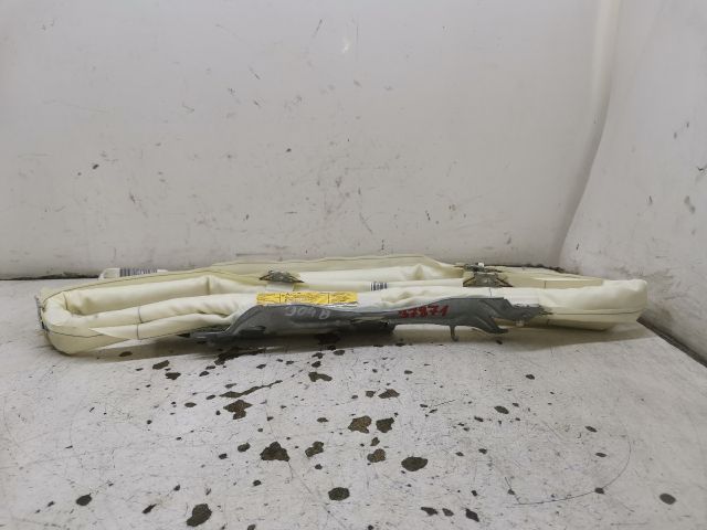 bontott VW GOLF V Bal Függönylégzsák és Oldallégzsák