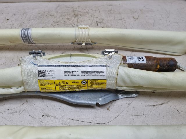 bontott VW GOLF V Bal Függönylégzsák és Oldallégzsák