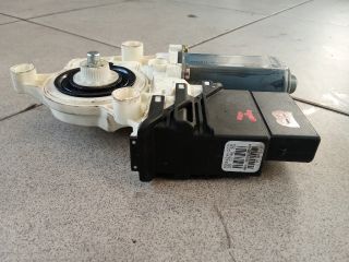 bontott VW GOLF V Bal hátsó Ablakemelő Motor