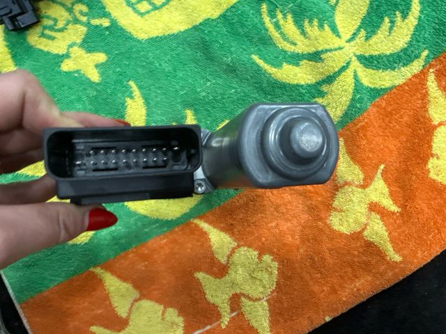 bontott VW GOLF V Bal hátsó Ablakemelő Motor