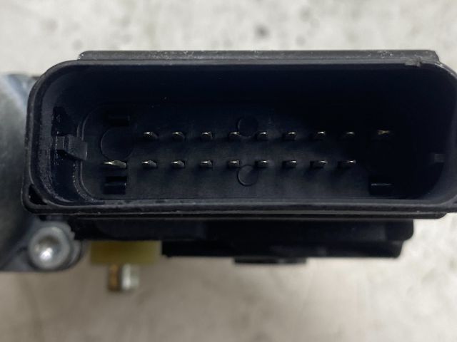 bontott VW GOLF V Bal hátsó Ablakemelő Motor