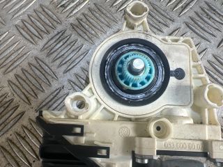 bontott VW GOLF V Bal hátsó Ablakemelő Motor