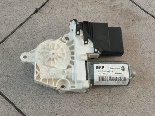 bontott VW GOLF V Bal hátsó Ablakemelő Motor