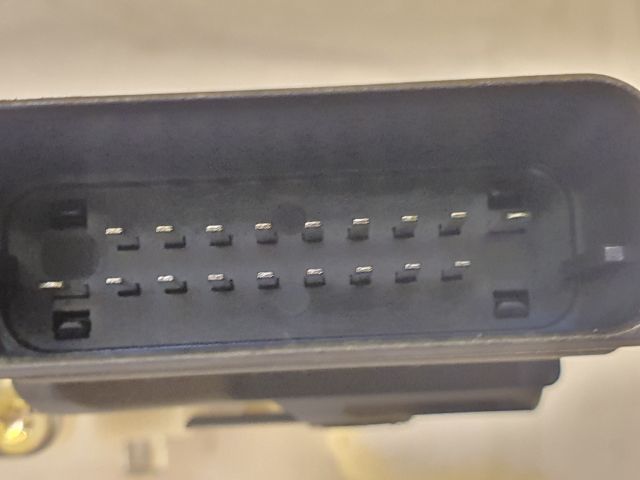 bontott VW GOLF V Bal hátsó Ablakemelő Motor