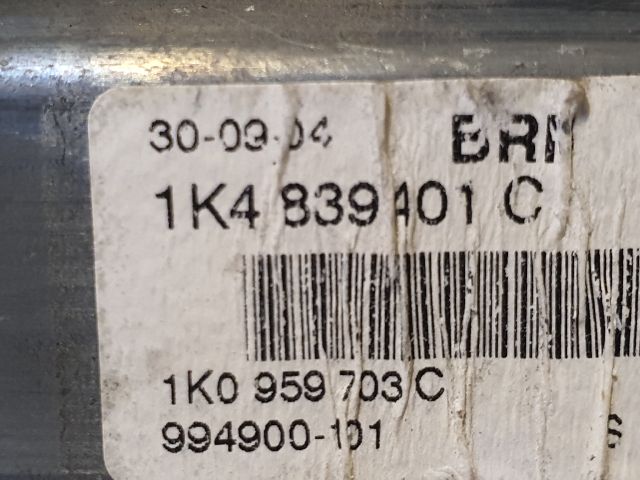 bontott VW GOLF V Bal hátsó Ablakemelő Motor