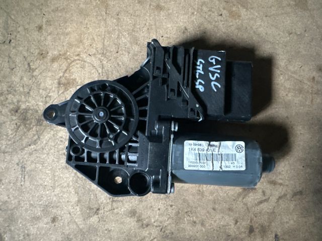 bontott VW GOLF V Bal hátsó Ablakemelő Motor