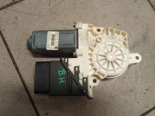 bontott VW GOLF V Bal hátsó Ablakemelő Motor