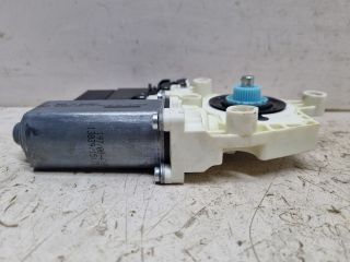 bontott VW GOLF V Bal hátsó Ablakemelő Motor
