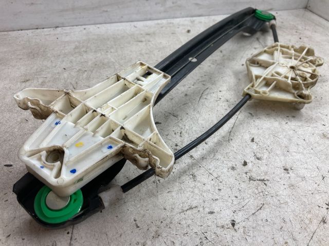 bontott VW GOLF V Bal hátsó Ablakemelő Szerkezet (Elektromos)