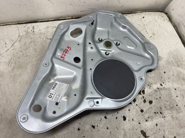 bontott VW GOLF V Bal hátsó Ablakemelő Szerkezet (Elektromos)