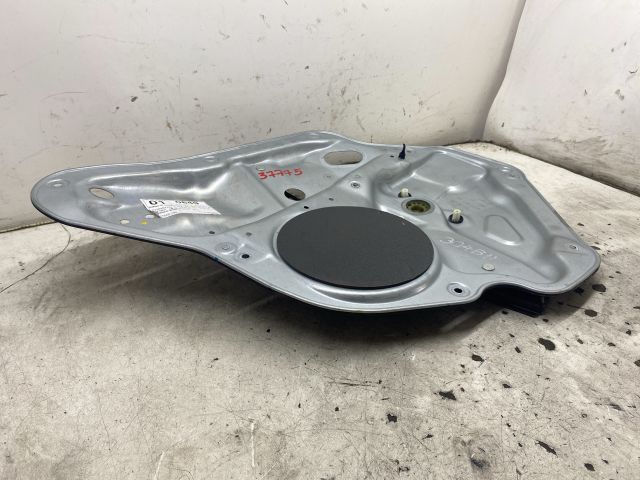 bontott VW GOLF V Bal hátsó Ablakemelő Szerkezet (Elektromos)