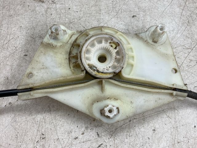 bontott VW GOLF V Bal hátsó Ablakemelő Szerkezet (Elektromos)