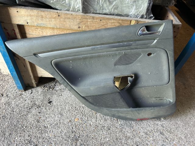 bontott VW GOLF V Bal hátsó Ajtó Kárpit
