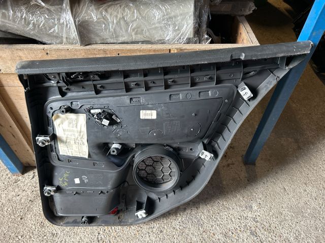 bontott VW GOLF V Bal hátsó Ajtó Kárpit