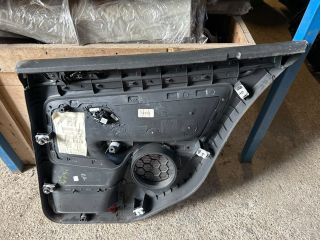 bontott VW GOLF V Bal hátsó Ajtó Kárpit