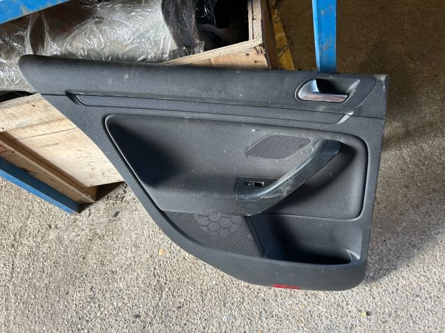 bontott VW GOLF V Bal hátsó Ajtó Kárpit