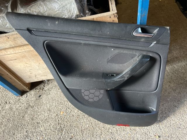 bontott VW GOLF V Bal hátsó Ajtó Kárpit