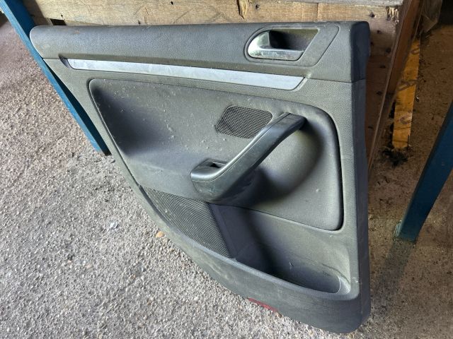 bontott VW GOLF V Bal hátsó Ajtó Kárpit