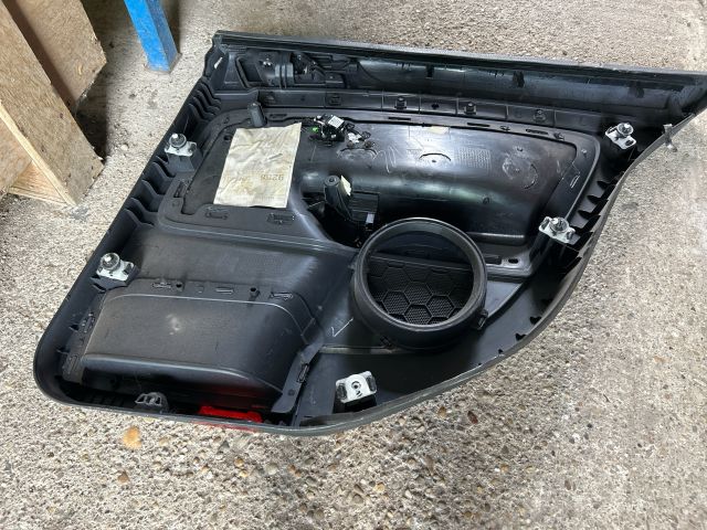 bontott VW GOLF V Bal hátsó Ajtó Kárpit