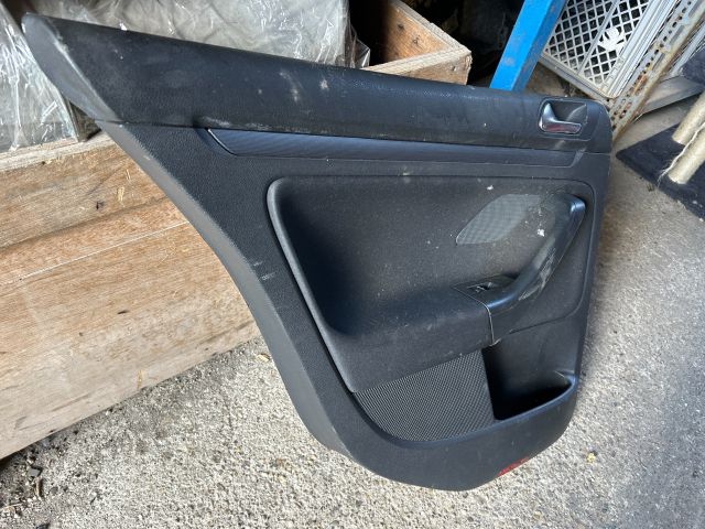 bontott VW GOLF V Bal hátsó Ajtó Kárpit
