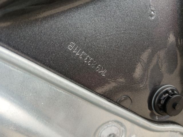 bontott VW GOLF V Bal hátsó Ajtó (Részeivel)