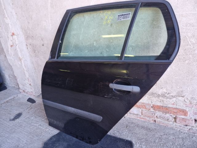 bontott VW GOLF V Bal hátsó Ajtó (Részeivel)