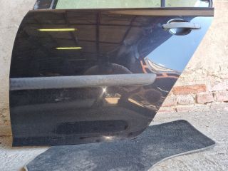 bontott VW GOLF V Bal hátsó Ajtó (Részeivel)