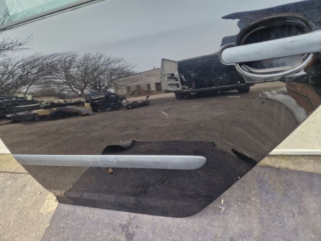 bontott VW GOLF V Bal hátsó Ajtó (Részeivel)