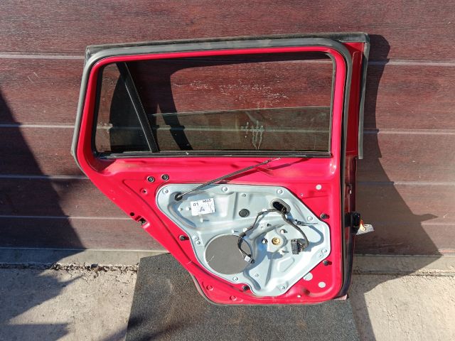 bontott VW GOLF V Bal hátsó Ajtó (Részeivel)