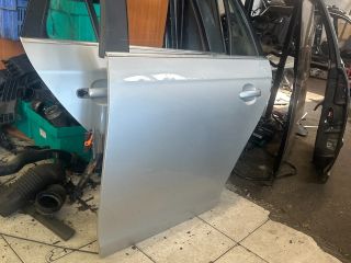 bontott VW GOLF V Bal hátsó Ajtó (Részeivel)