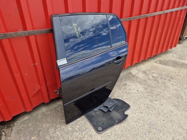 bontott VW GOLF V Bal hátsó Ajtó (Részeivel)