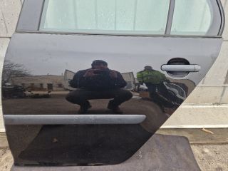 bontott VW GOLF V Bal hátsó Ajtó (Részeivel)