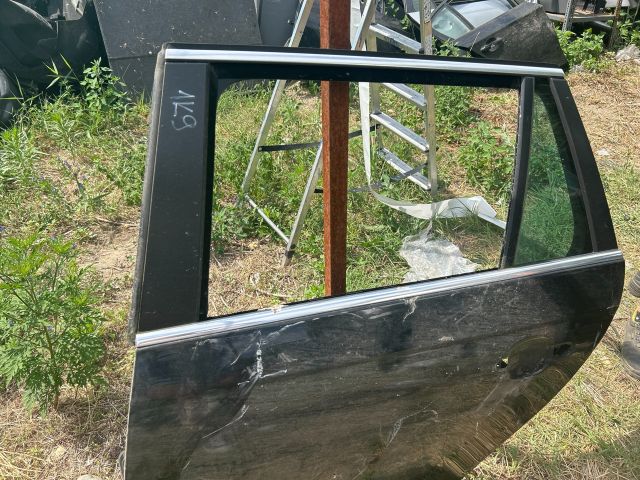 bontott VW GOLF V Bal hátsó Ajtó (Üres lemez)